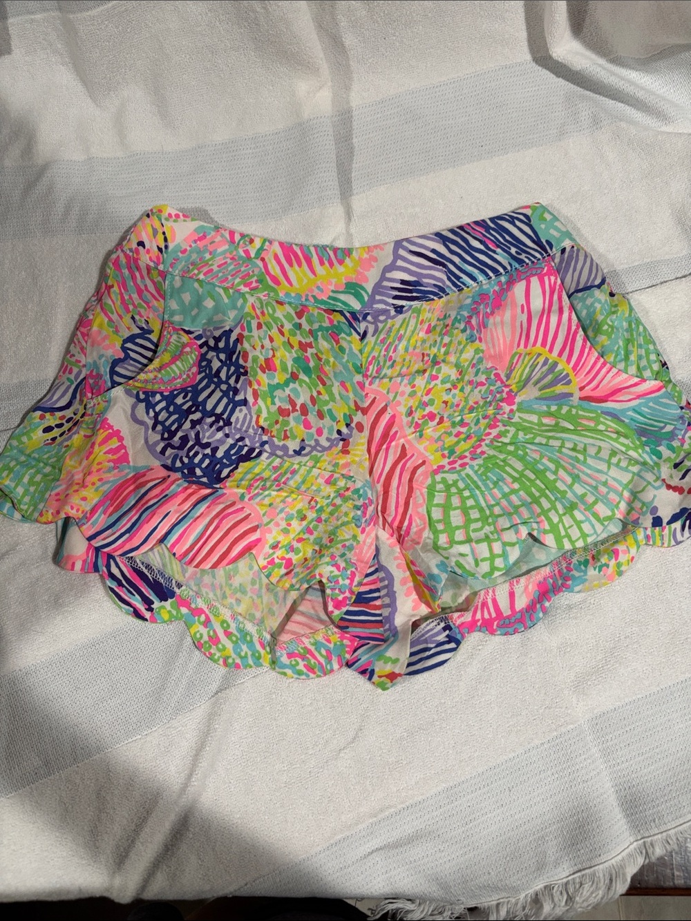 Lilly Pulitzer Pink, Green & Blue Scallop-Hem Printed Skort